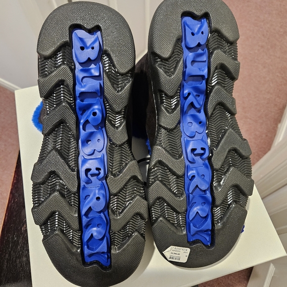 BURBERRY Shearling Creeper Boots - Picture 7 of 8